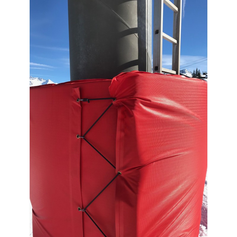 Matelas de protection pour pylône NF S52-105